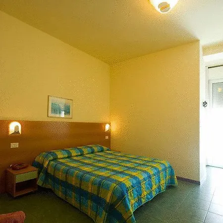 Atlantic Vista Mare מלון 3*